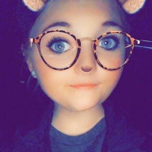 Meet your Posher, Keri